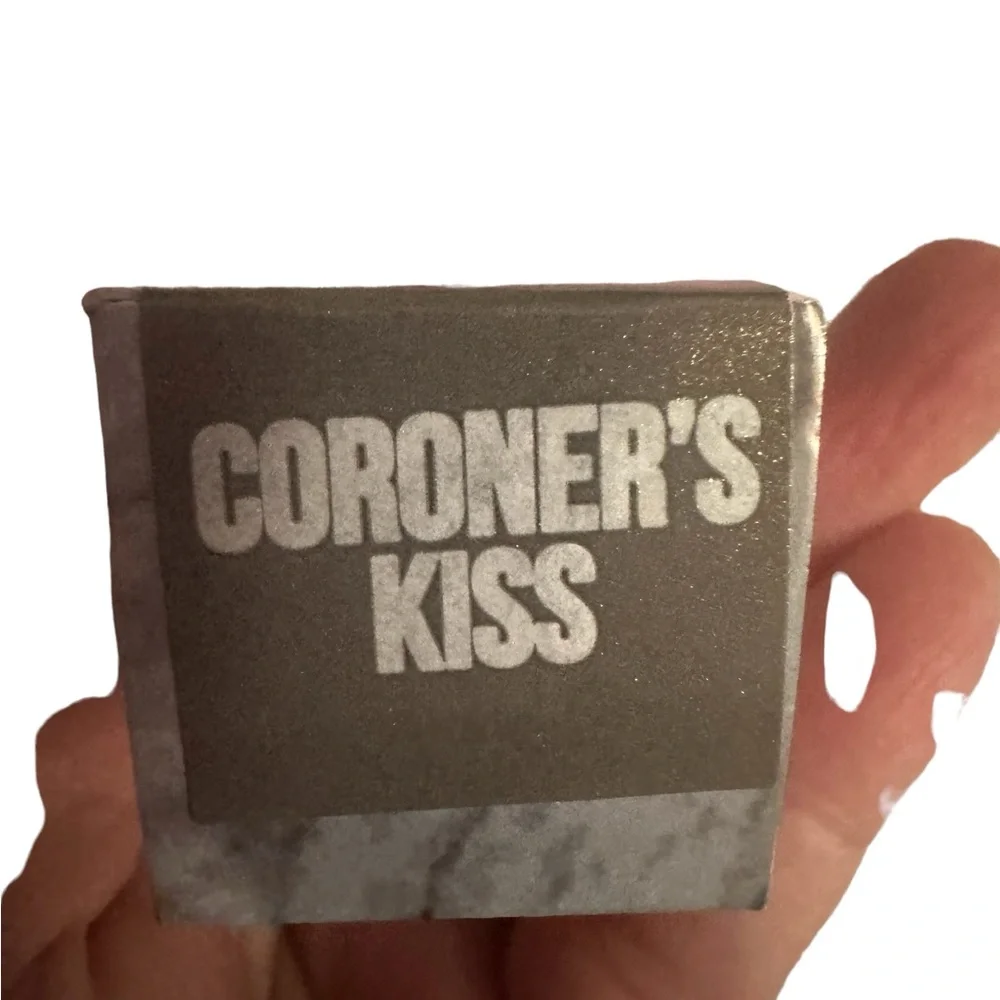 JEFFREE STAR THE GLOSS CORONER'S KISS NIB